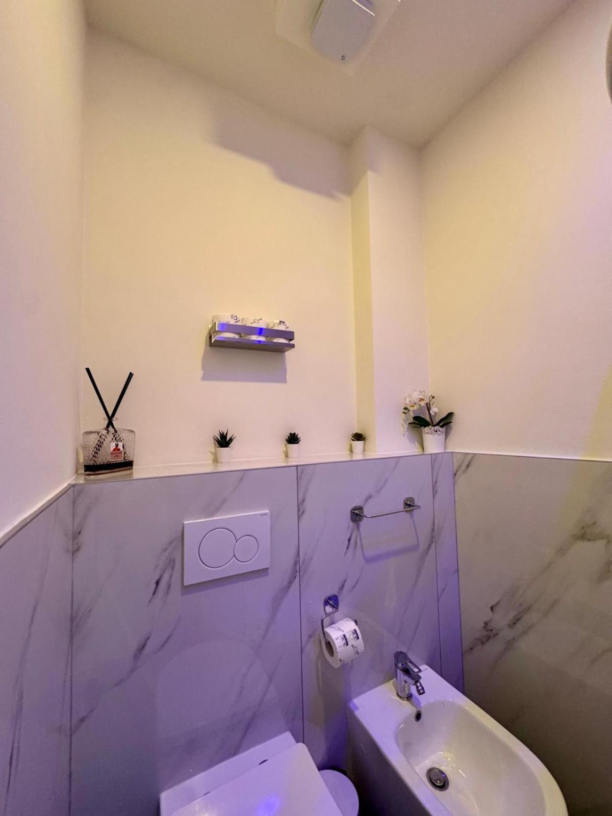 Confortable Room - 5 — Photos 2